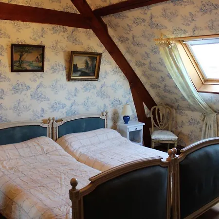 La Ferme De La Vallée Couette-café 3*